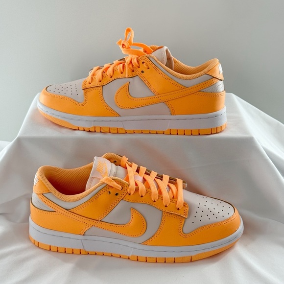 Nike Dunk Low Women’s vibrant Peach Cream White DD1503-801 Size 8.5 - Picture 2 of 16